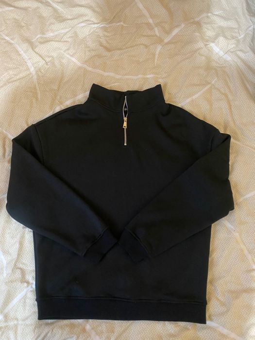 Продам чорний джемпер