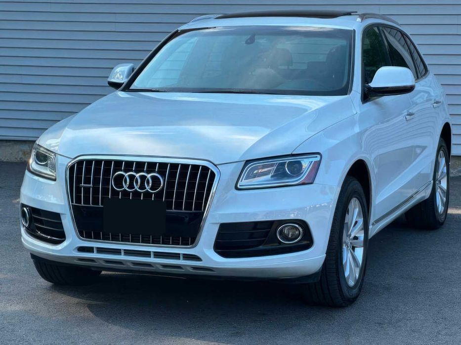 Audi Q5      2015