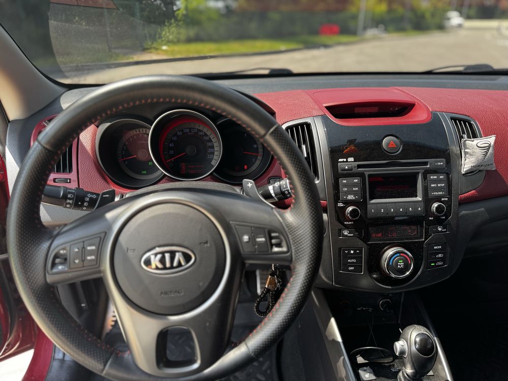 Cerato Koup 2.0 автомат! Чудовий стан!