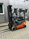 Wózek widłowy Toyota 8FBM16T  2016r, 5450mth, triplex 5500mm