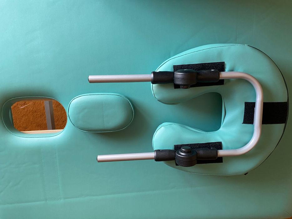 Stół do masażu Medmal firmy HABYS + pokrowiec i dodatki.