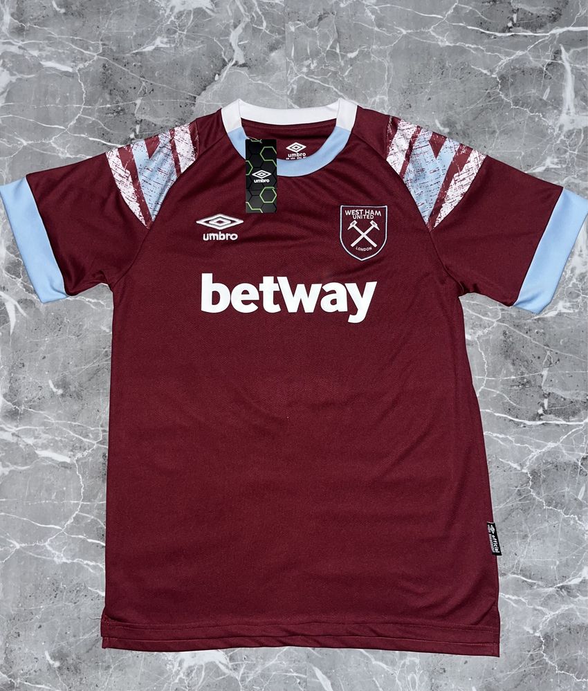 Camisola West Ham Lucas Paqueta Umbro