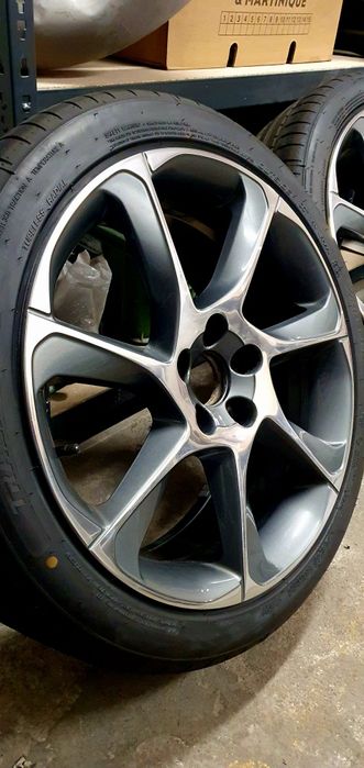 Felgi 18" volvo ford  z oponami