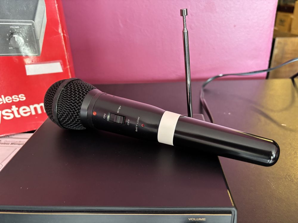 Mikrofon - Realistic Pro-Performance FM Wireless 32-1224