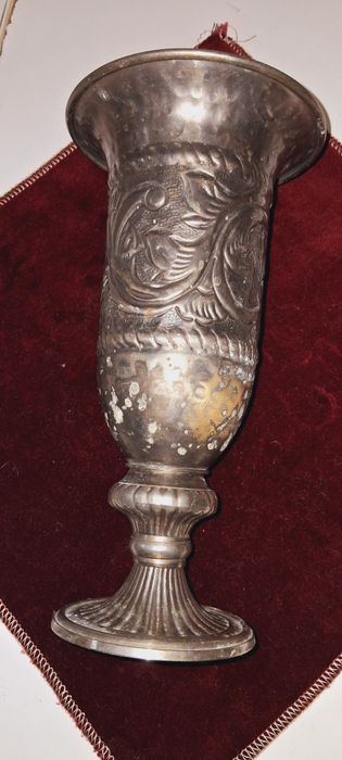 Амфора Иран чеканка СССР