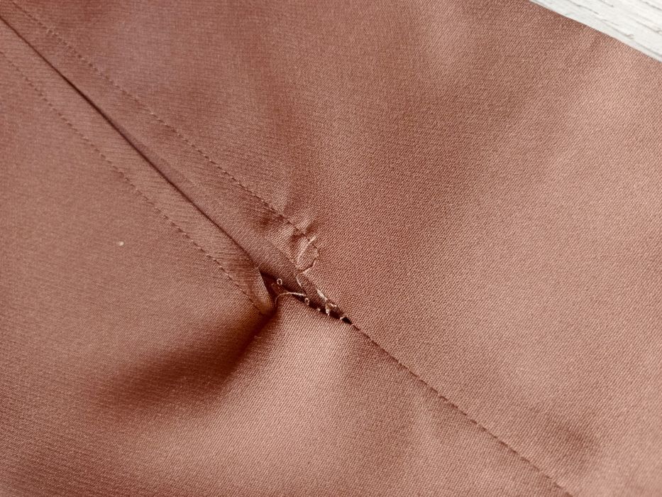 Brązowe spodnie z wysokim stanem, eleganckie, z rozporkami r. XS