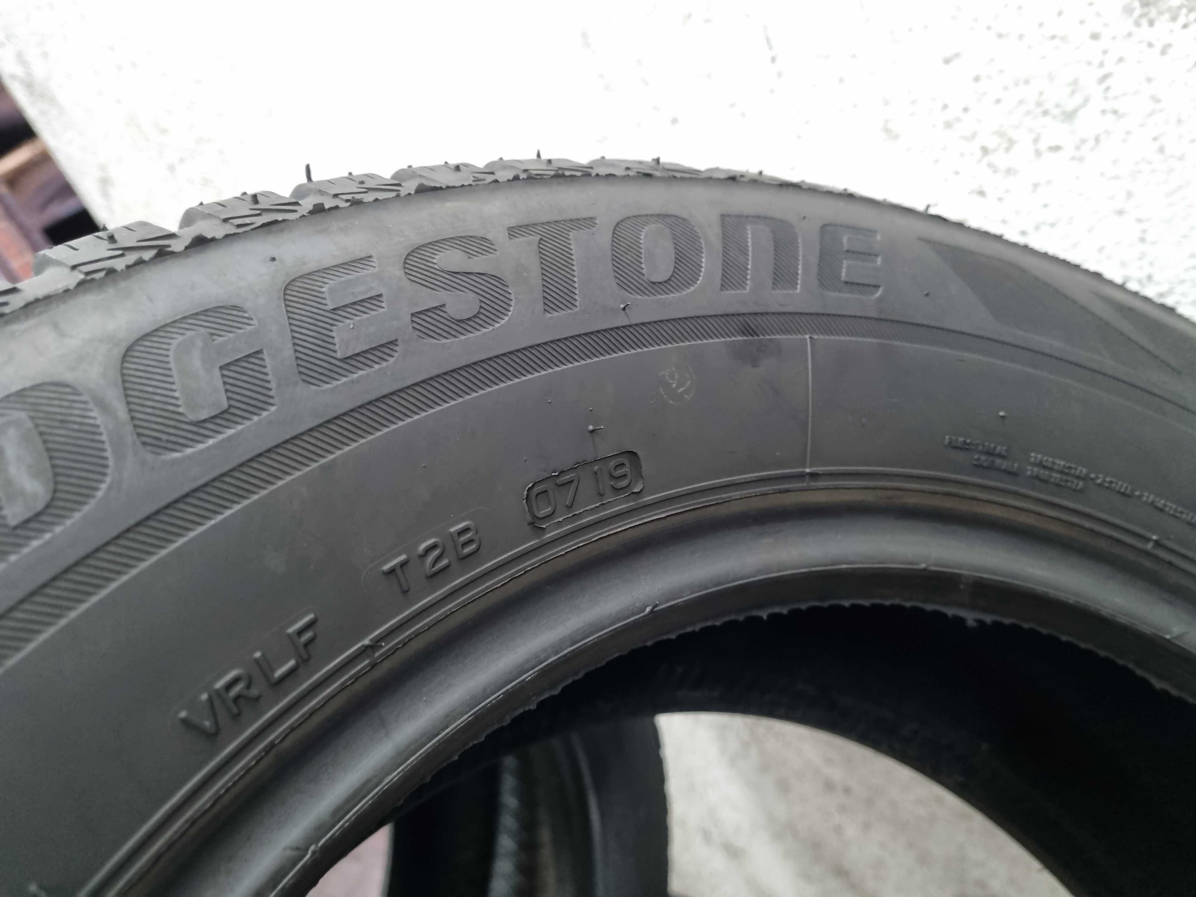 215/65/17 99H Bridgestone Blizzak LM001 Dot.0719R