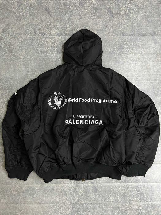 Бомбер BALENCIAGA чорна куртка черная курточка opium black WFP archive