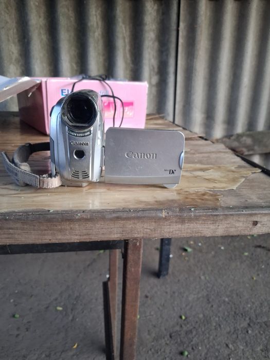 Продам видеокамеру в хорошем состоянии недорого.