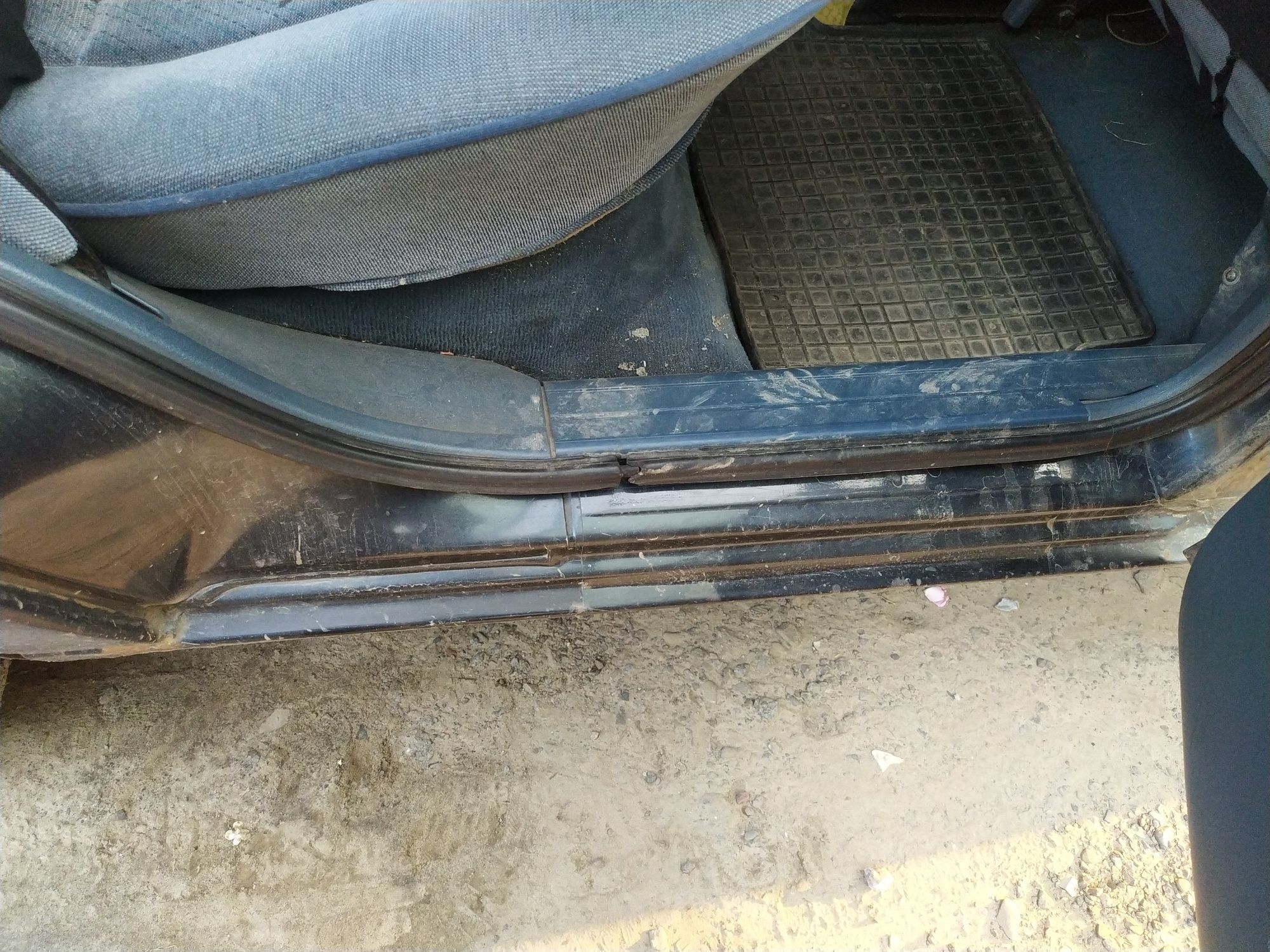 Продам VW Passat B3 1991р 1.8газ/бензин