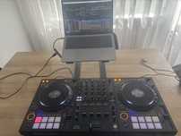 Duzy zestaw DJ PIONEER ddj 1000 jbl 310 macbook sennheiser hd25