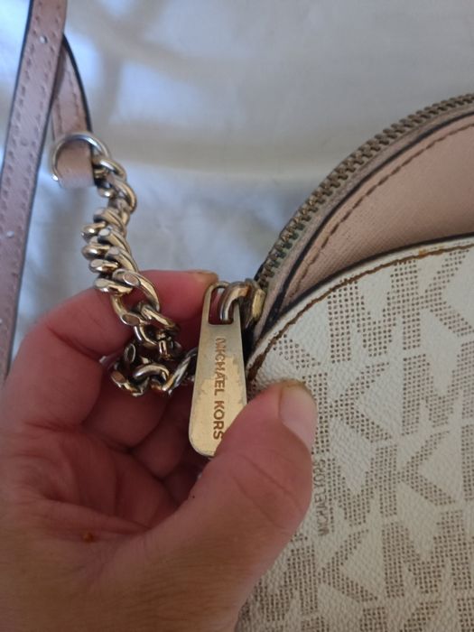 Mala Michael Kors