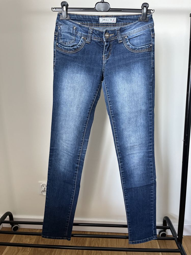 NOWE jeansowe spodnie - rurki, roz. 36