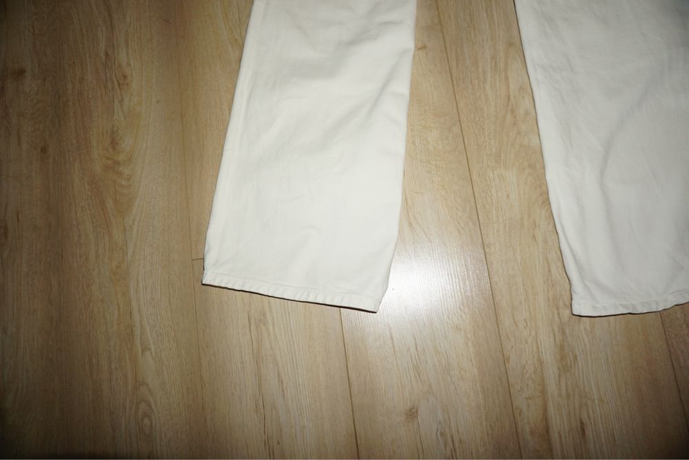 Жіночі джинси stradivarius