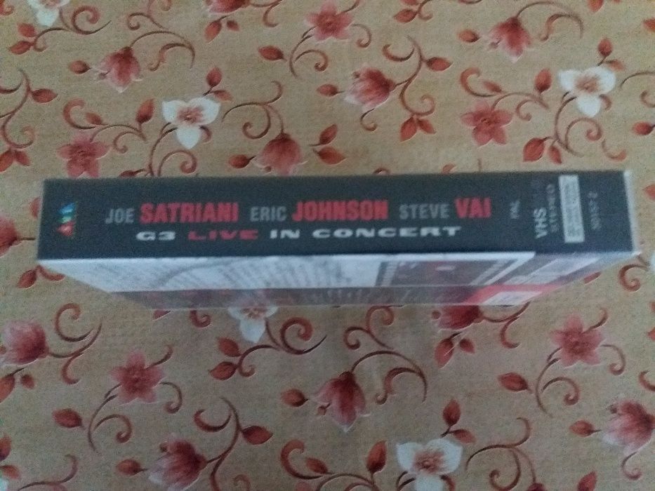 Vhs G3 live in concert 1996 Joe Satriani/Eric Johnson/Steve Val