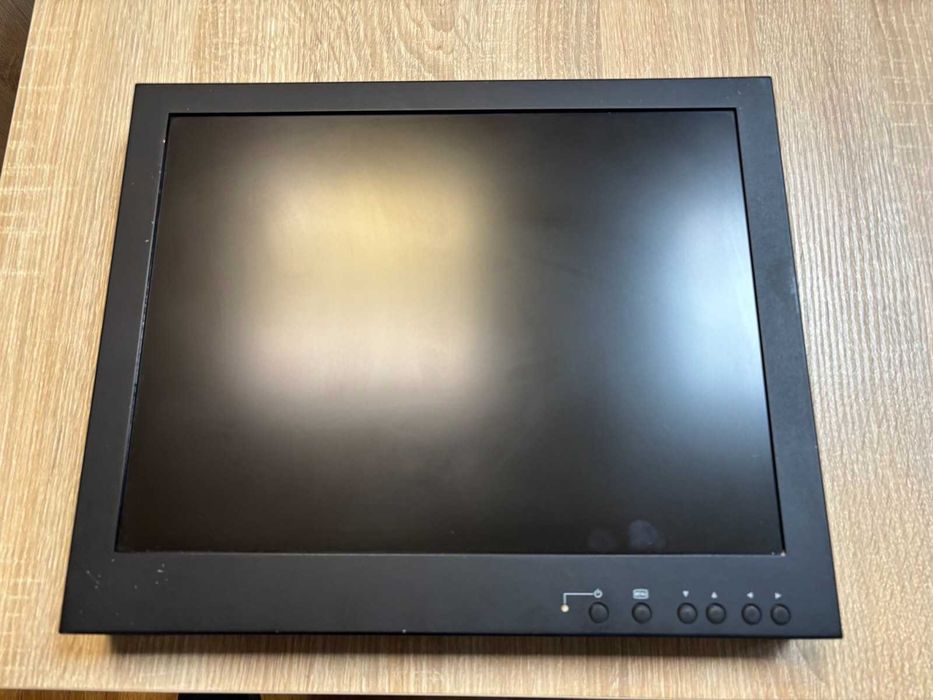 Видеонаблюдение Камеры регистраторы монитор ИБП