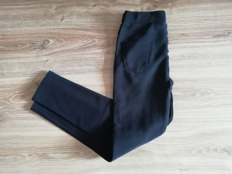 Nowe spodnie legginsy czarne XS/S