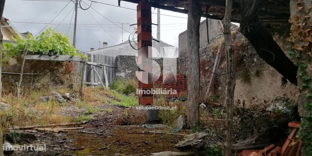 Moradia para Restaurar, Soure