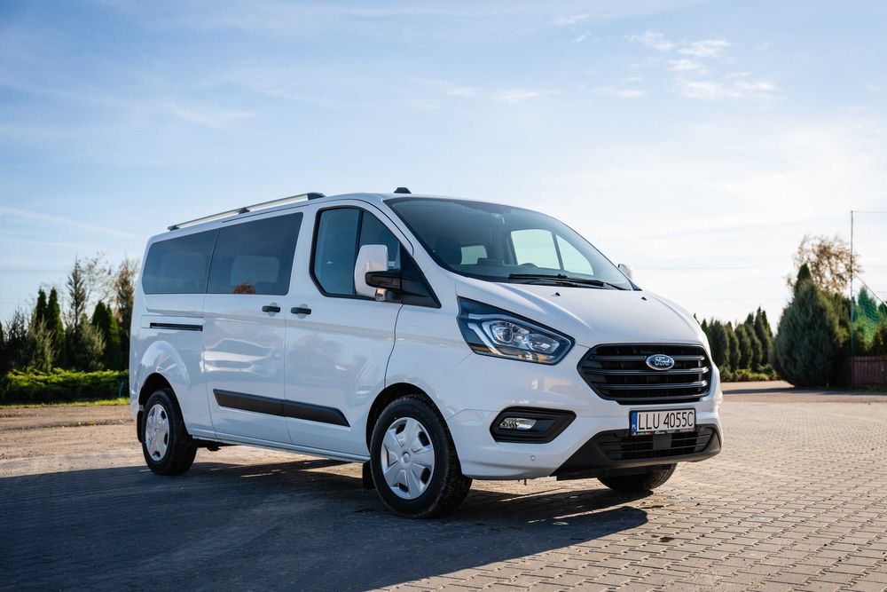 Bus 9-osobowy Wynajem do Wynajęcia Ford Transit Custom