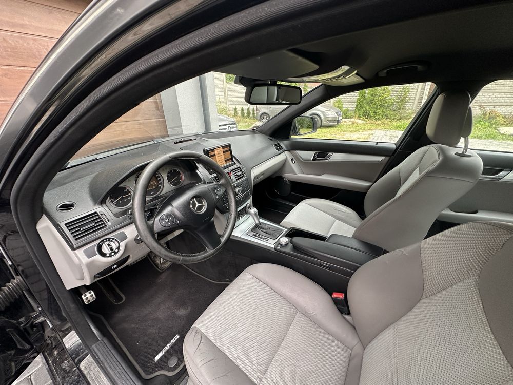 Mercedes C320 CDI stan bardzo dobry. Do oplat. Cena promocyjna!!!