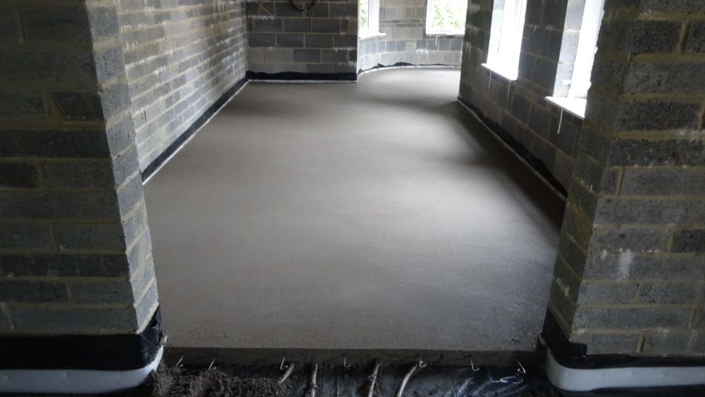 Напівсуха стяжка механізованим способом. Полусухая стяжка пола