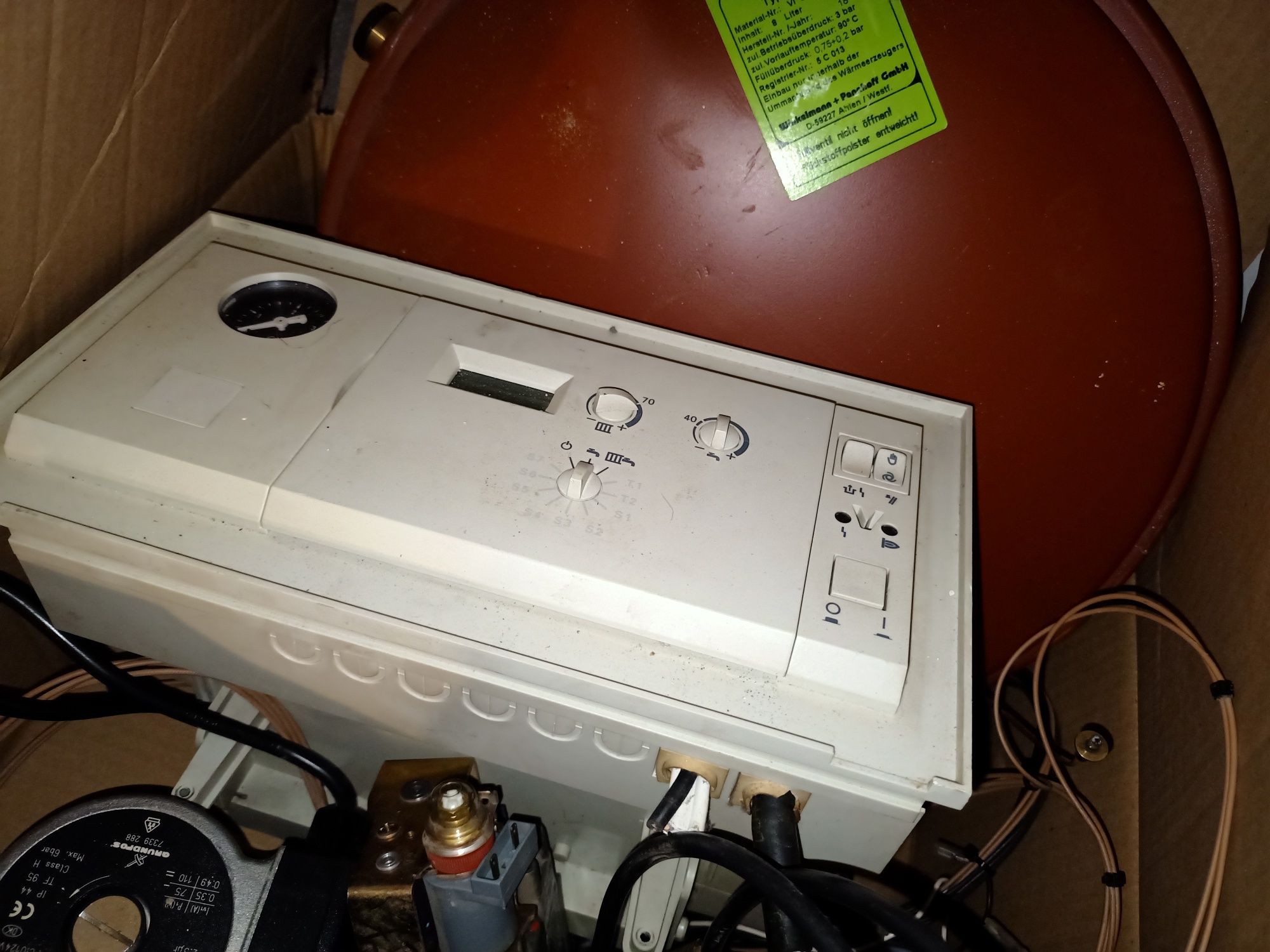 Viessmann Vitopend 100 WHE0 płyta główna zawór pompa czesci