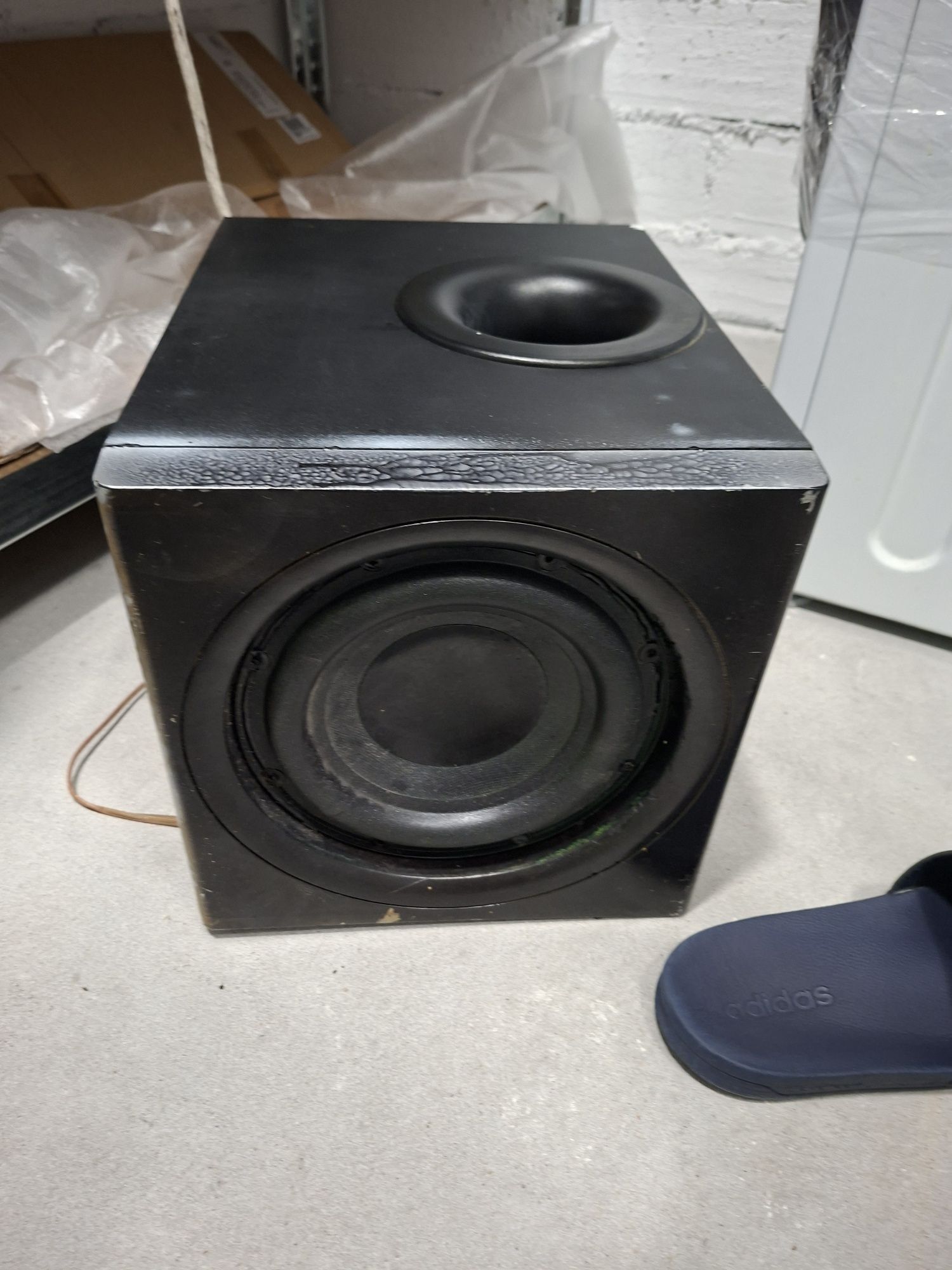2x subwoofer logitech (Z5500) (Z2300)