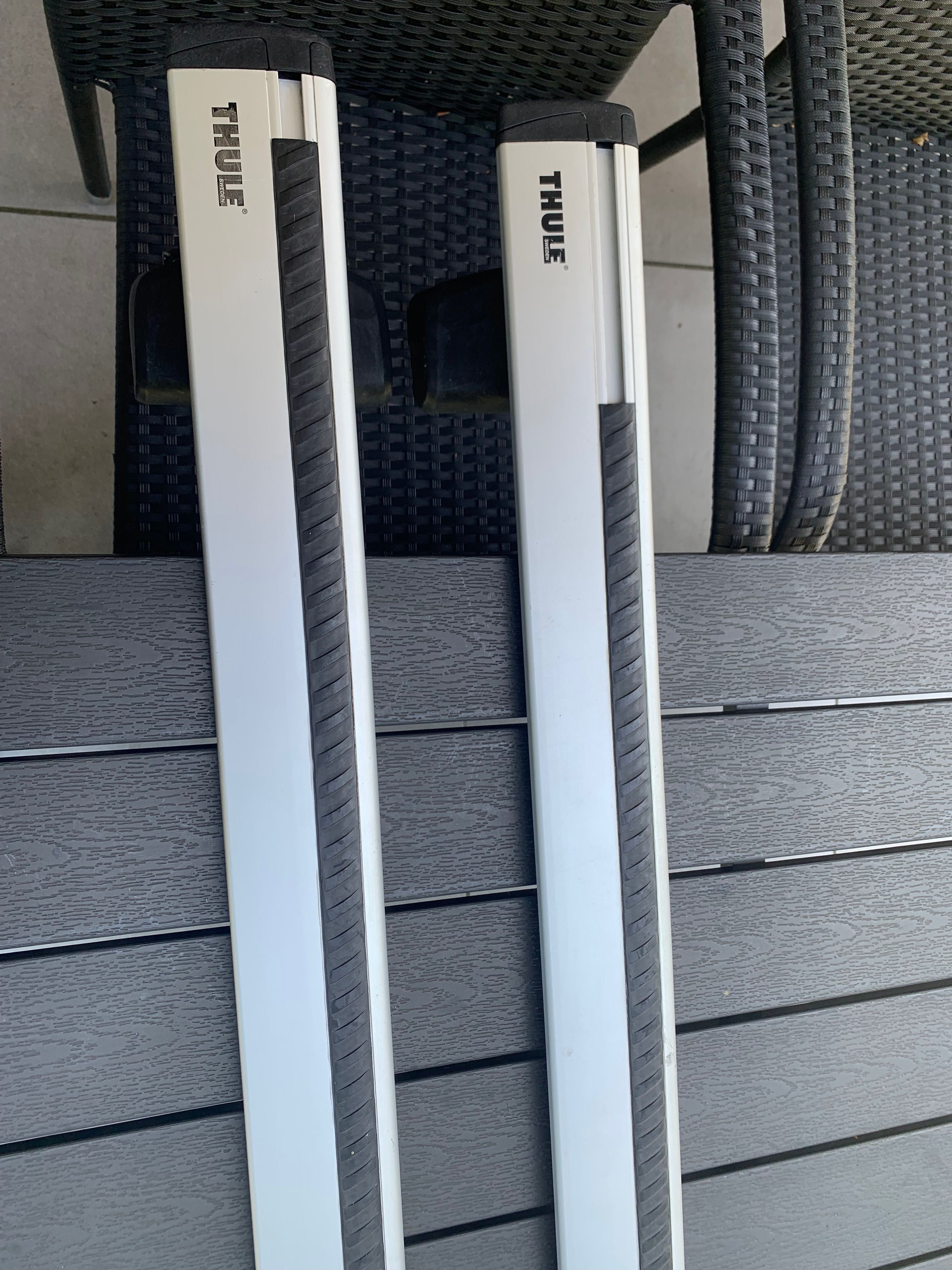 Belki dachowe Thule WingBar + stopy + kit dopasowujący