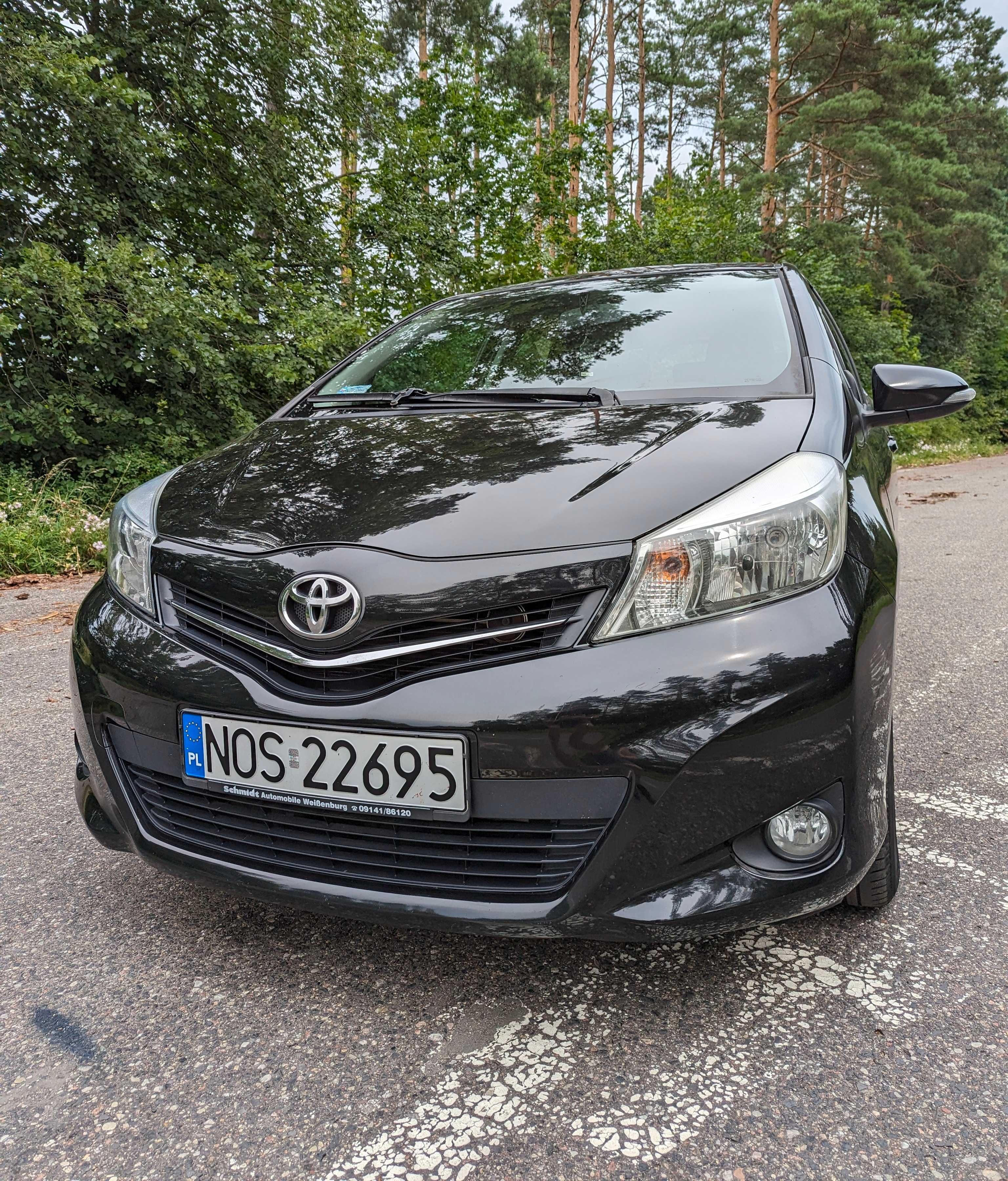 Toyota Yaris 1.3 99KM benzyna 2012r. niski przebieg