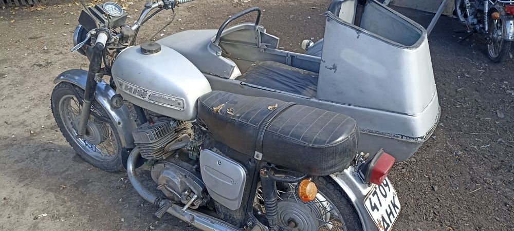 Продам Иж юпитер 5 ( не на ходу )