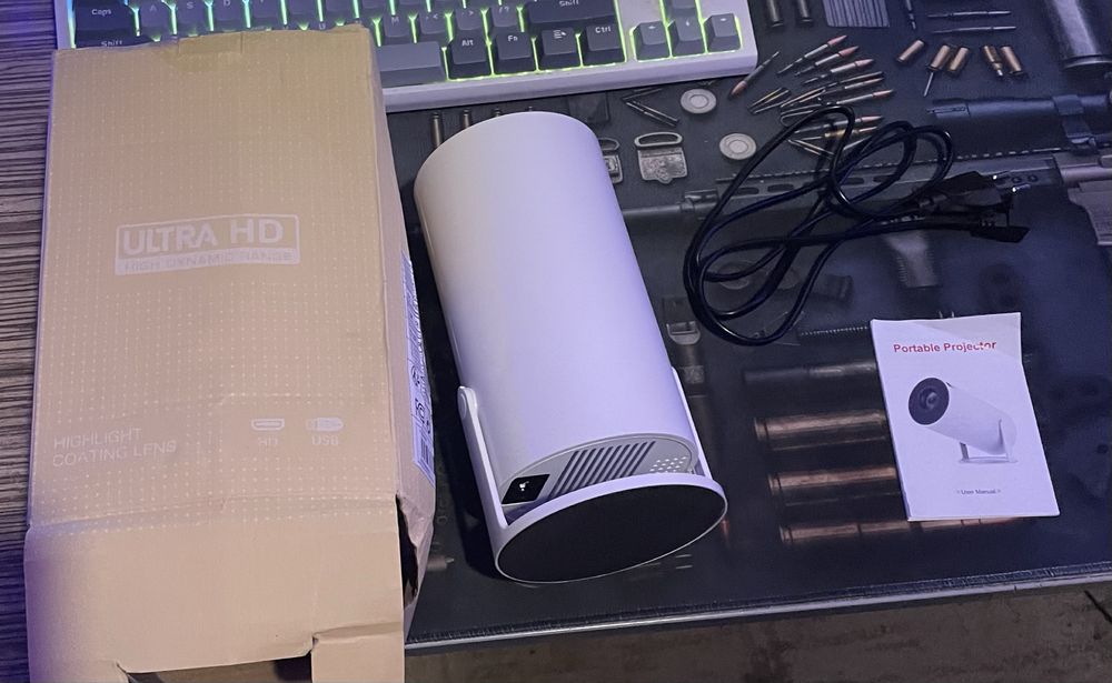 Проектор 4k новий hy300pro