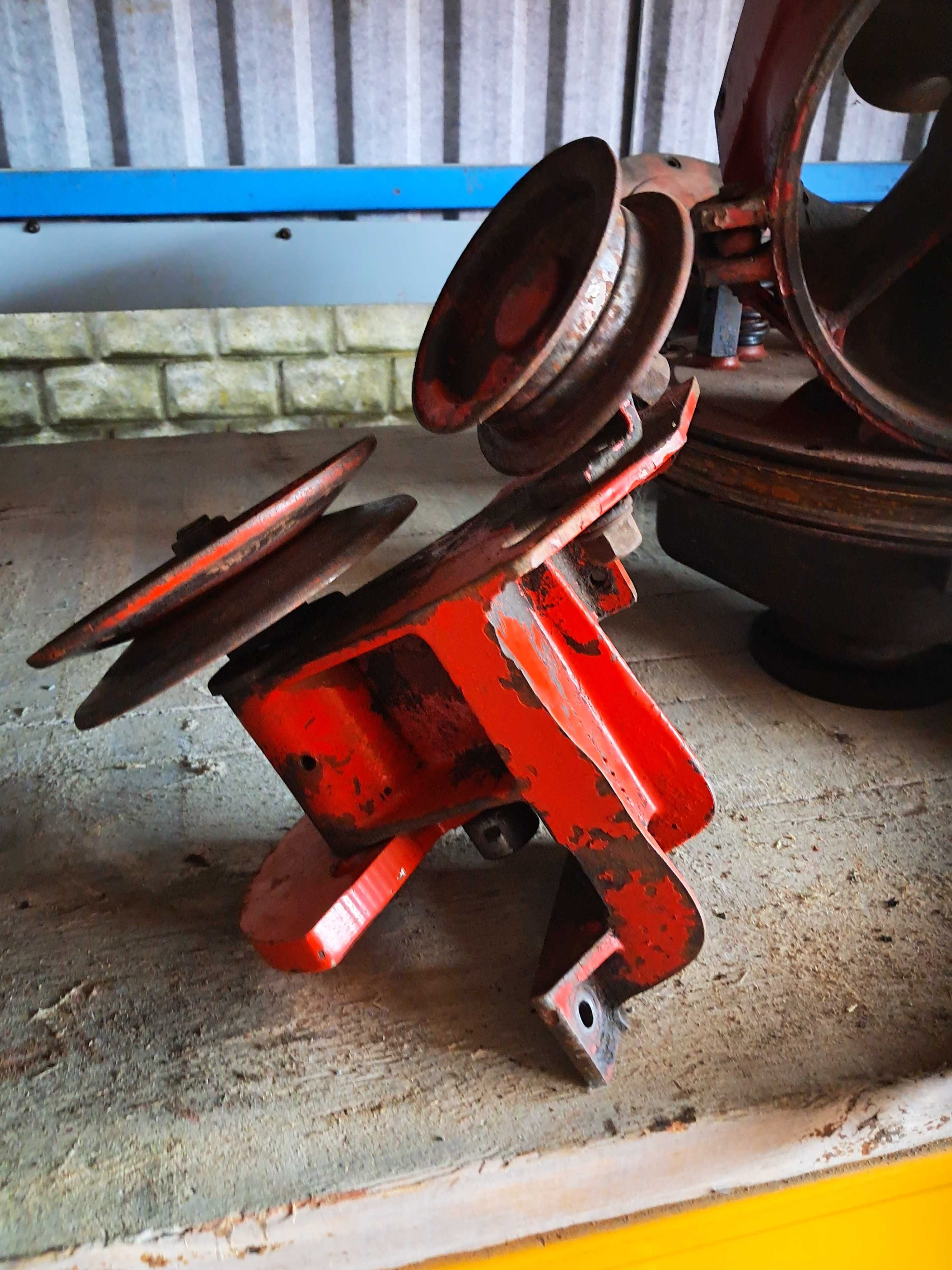 Części targaniec napęd kosy kombajnu Massey ferguson 186,187,206,487