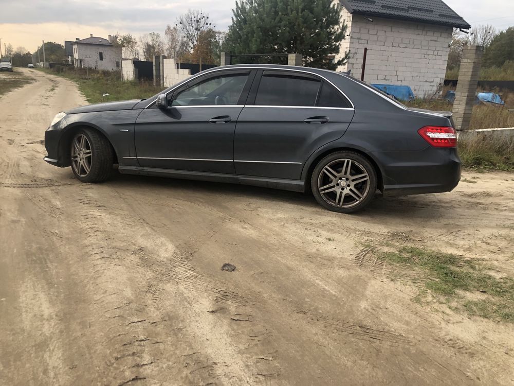 Комплект AMG Бампера пороги Mercedes Benz w212 E212 амг