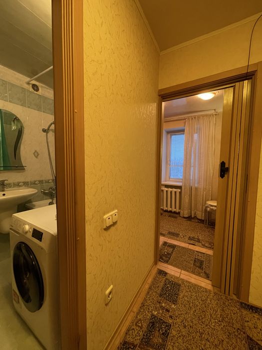 Сдам 1к кв.Средний 5й этаж.Кирпичный дом.Тополь