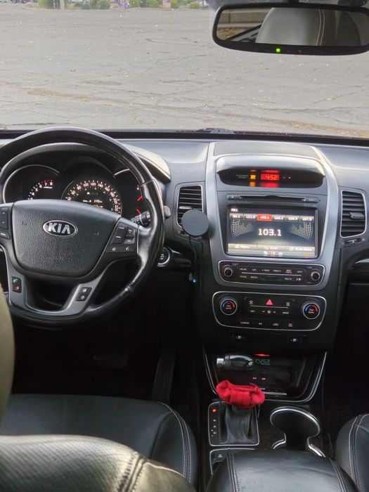 KiA sorento 3.3 двигун