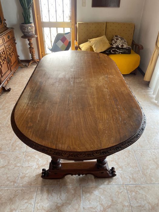 Mesa de jantar com 6 cadeiras