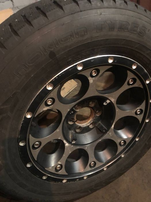 Зимняя шипованая резина nokian nordman 7 suv 225 60 r18