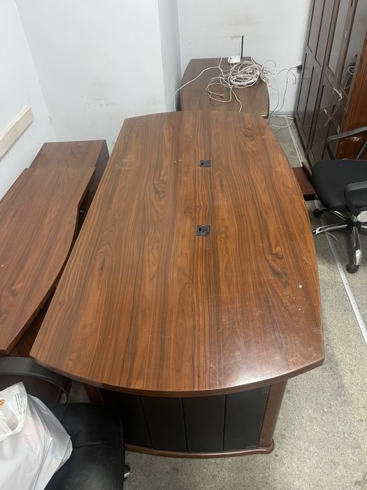 Стіл директора. Натурарьне дерево. Мебель для офиса