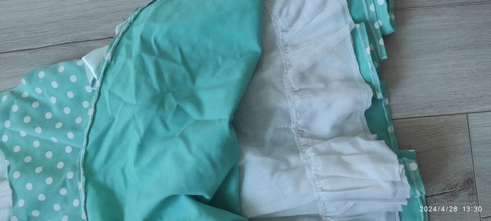 Сукня на дівчинку