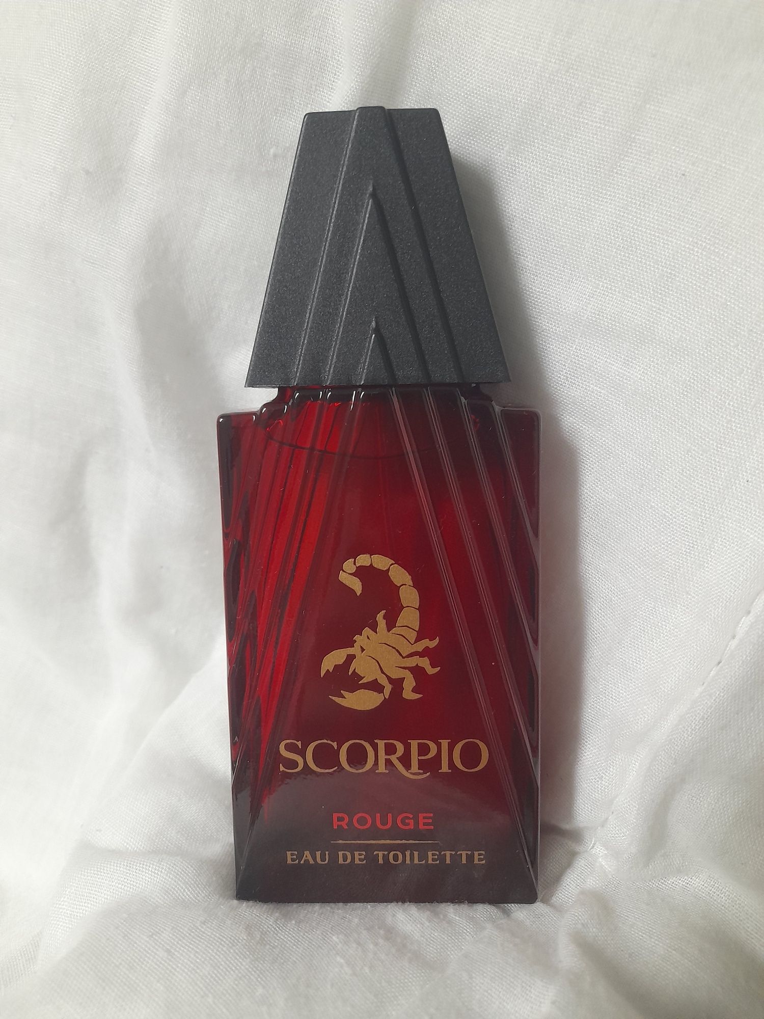 Perfume Scorpio Rouge e gel de banho