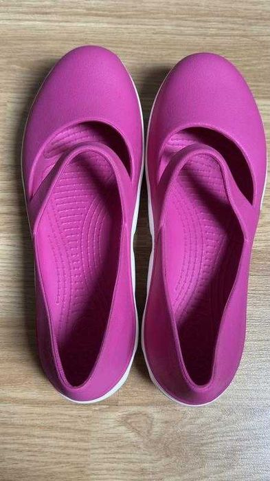 Аквашузы женские , обувь для пляжа crocs. оригинал