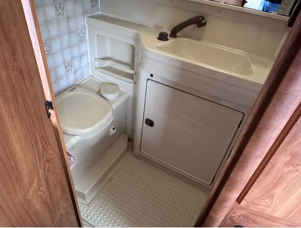 Hymer mobil Ducato camper kemping solary klimatyzacja
