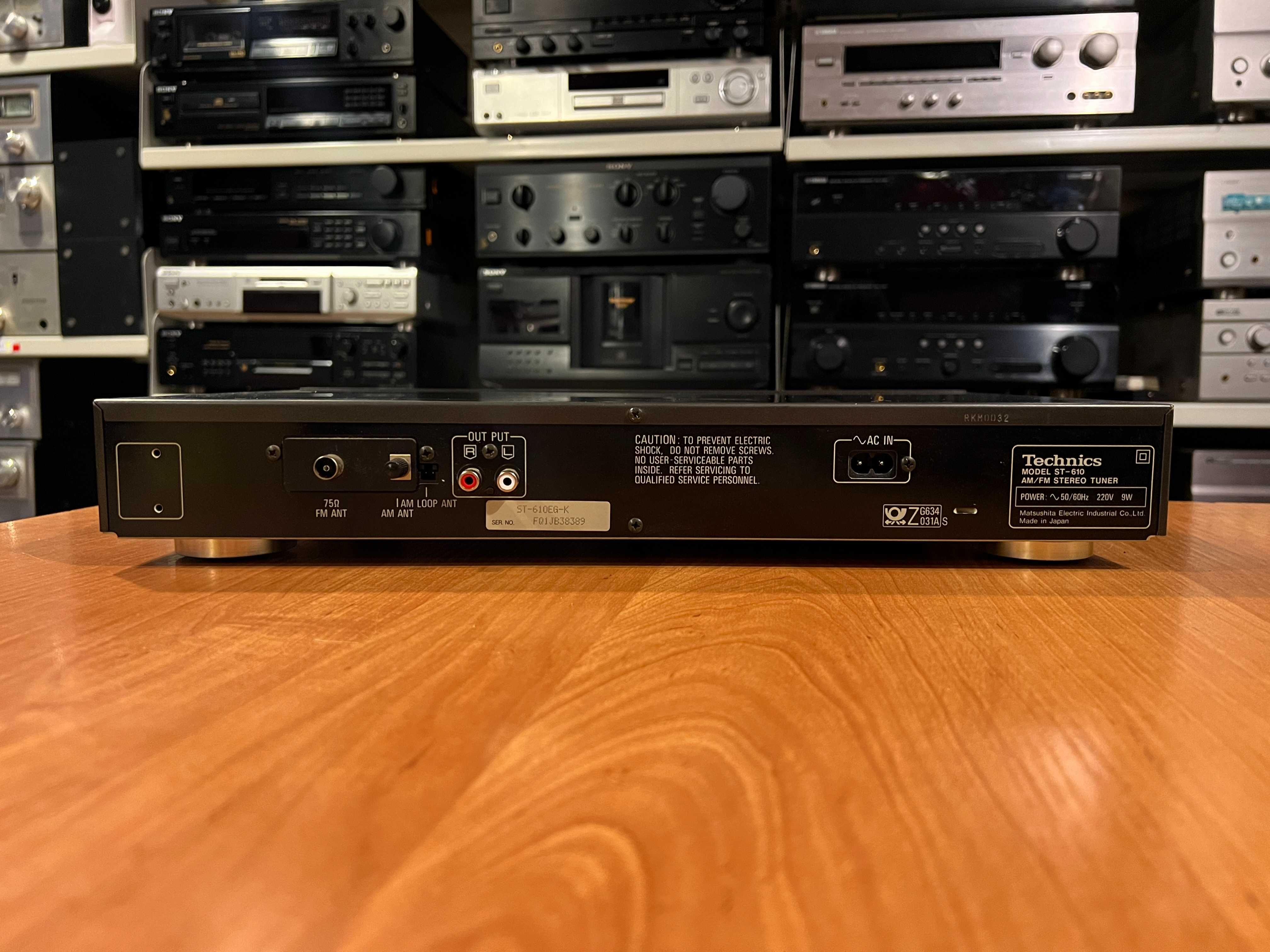 Tuner Technics ST-610 Audio Room