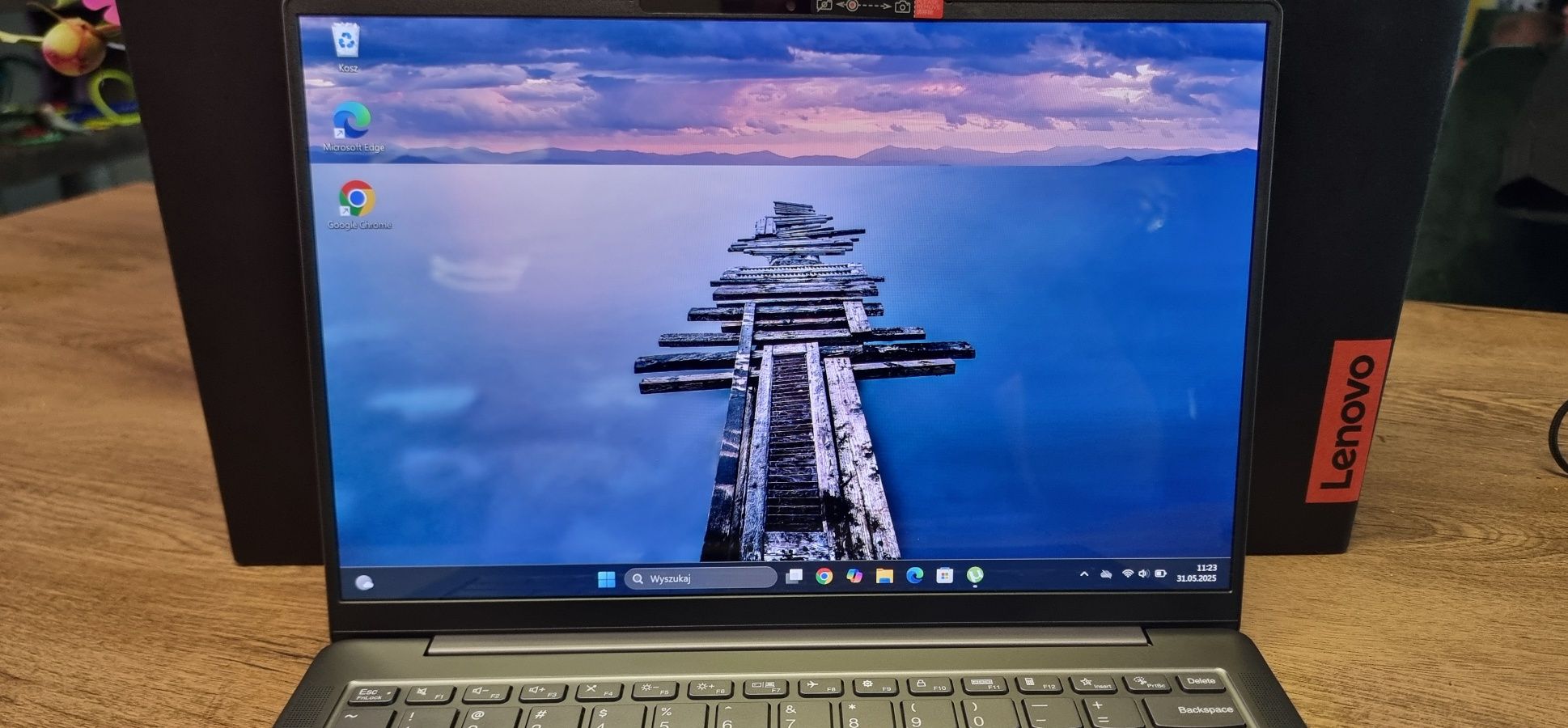 Lenovo yoga slim 6 14irh8 oled