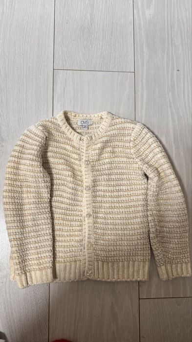 Теплая кофта на девочку