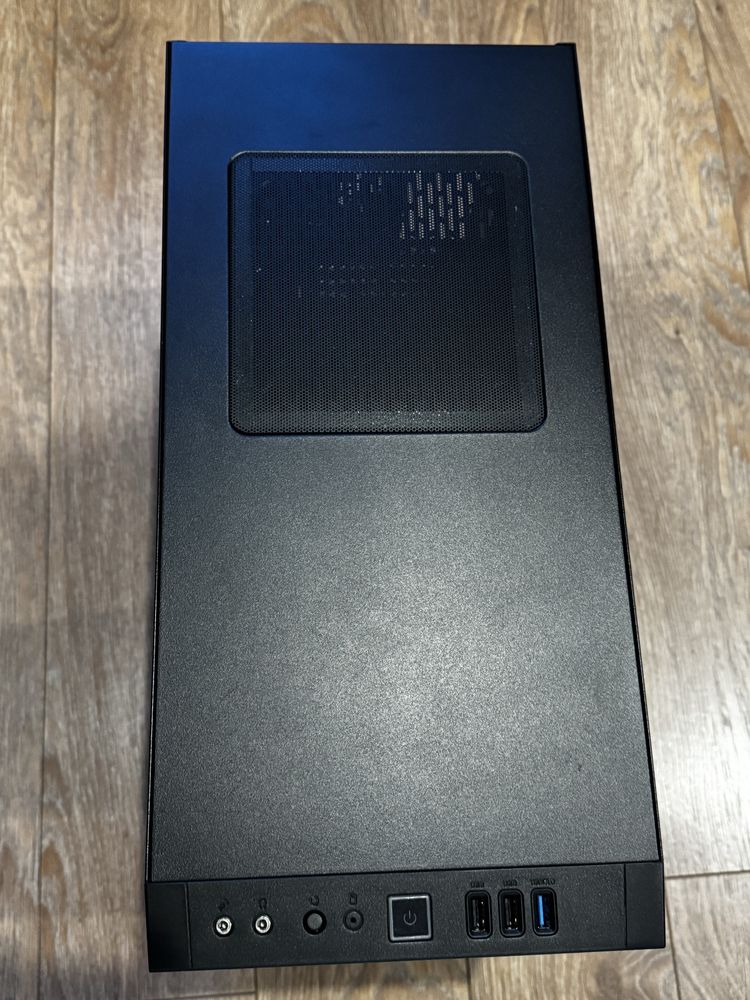 Obudowa microATX Thermaltake Versa H17