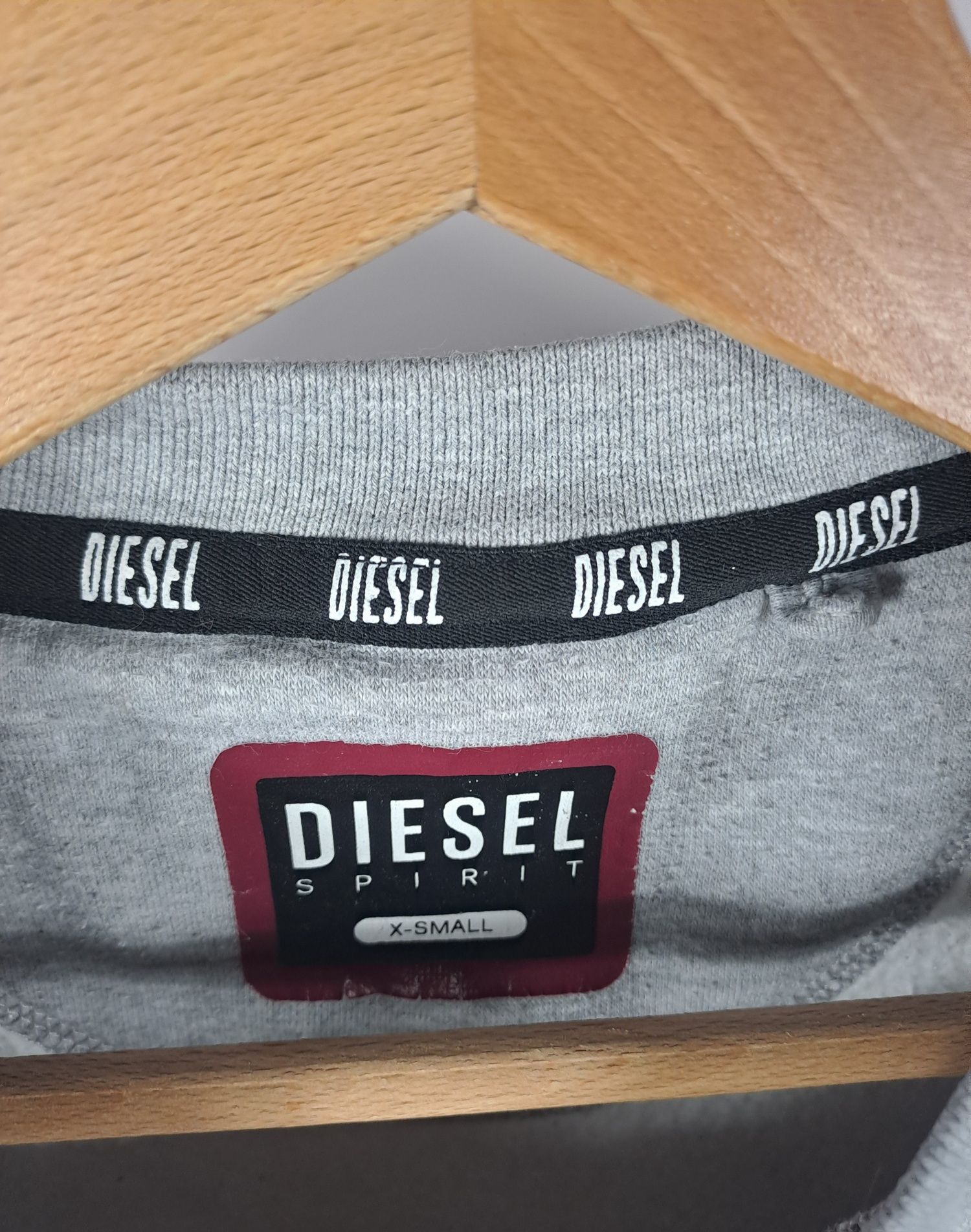 Damska bluza sportowa ciepła Diesel r.XS/S