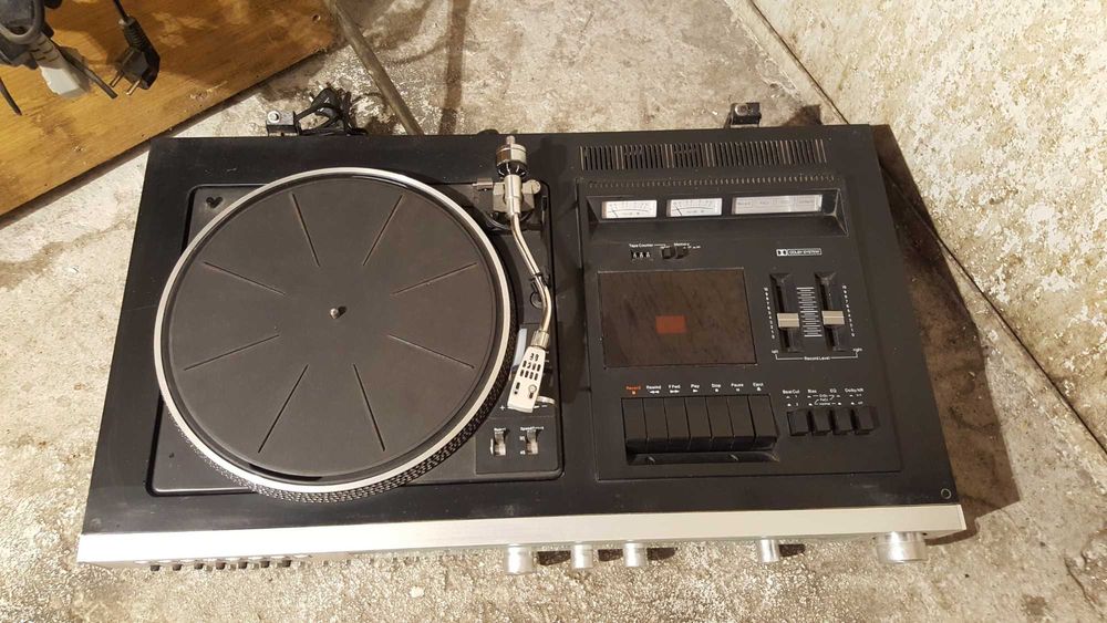 Fisher Hi-Fi Center MCE 4040 - Uszkodzony. Czytaj opis.
