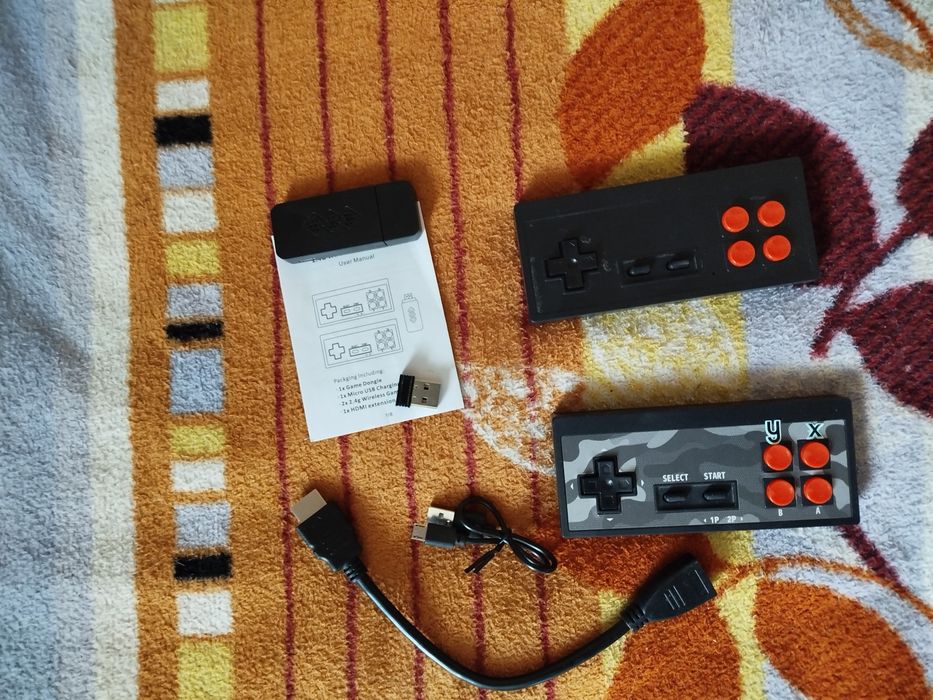 Продам приставку з ретро іграми