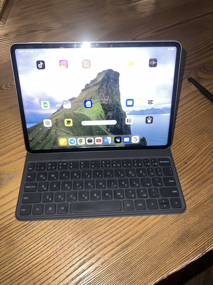 Планшет Xiaomi Pad 7 8/128GB Gray +клавиатура